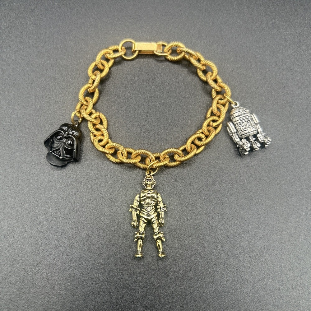 Vintage 1977 Star Wars Charm Bracelet with 3 Metal Charms R2-D2 Darth Vader C3PO